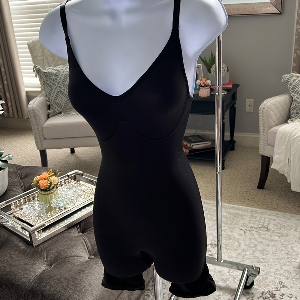 Skims sculpting bodysuit shapewear